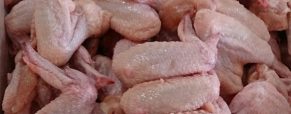 Οι καταναλωτές βασίζονται στο κοτόπουλο ακόμη και όταν ο πληθωρισμός επηρεάζει τις τιμές